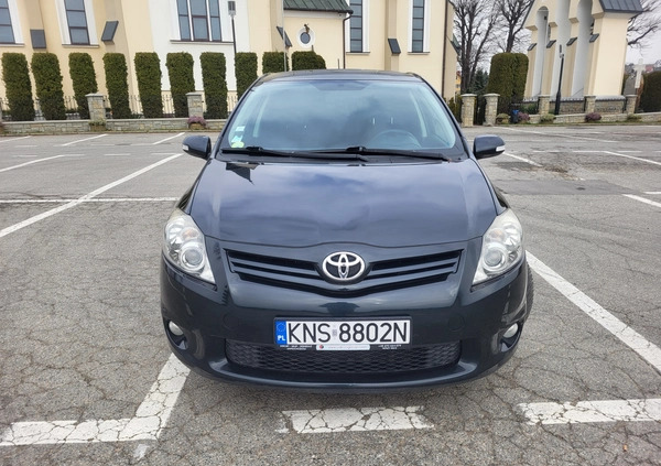 Toyota Auris cena 23900 przebieg: 207452, rok produkcji 2011 z Piotrków Trybunalski małe 277